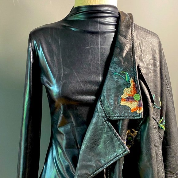 SEXY! Black Lycra “Rubber” slip on dress. Size Medium. Mock turtleneck. - Picture 5 of 10